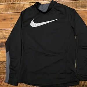 Nike Dri fit boys long sleeve shirt